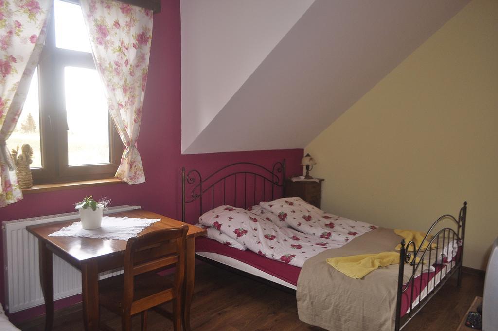 Karczma Brzeziniak Bed & Breakfast Cisna Exterior foto